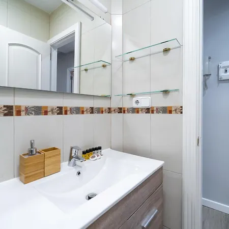 Apartamento Guestready - Cozy Nest In Madrid Exterior foto